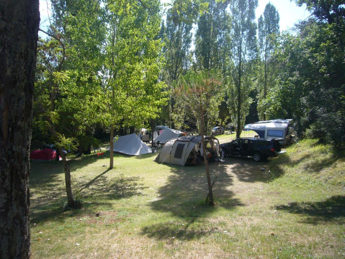 Camping De Graniers Monoblet Kültér fotó